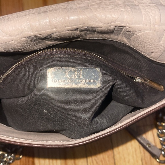 Handbag - Picture 7 of 8